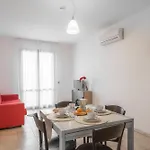 Stylish Le Fontane 2 Bedrapt T5 Sleeps 5 Appartement
