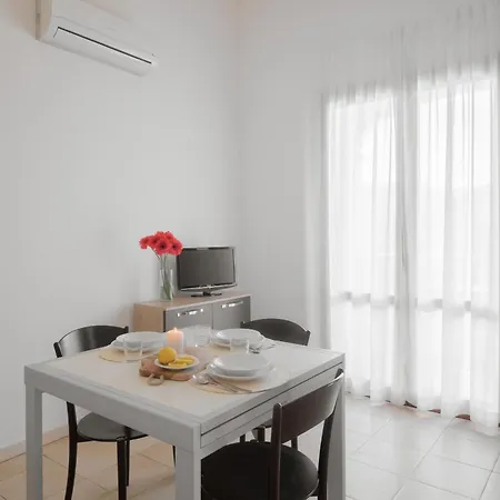 Stylish Le Fontane 2 Bedrapt T5 Sleeps 5 빌라시미우스