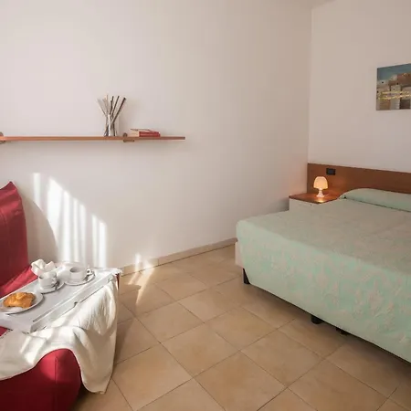 Stylish Le Fontane 2 Bedrapt T5 Sleeps 5 * וילסימיוס