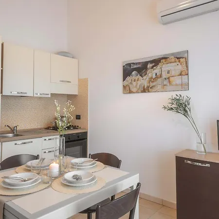 Stylish Le Fontane 2 Bedrapt T5 Sleeps 5 * וילסימיוס