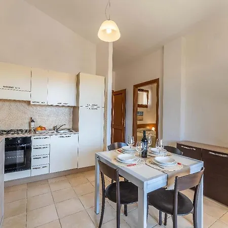 Stylish Le Fontane 2 Bedrapt T5 Sleeps 5 *