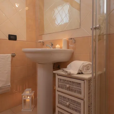 Apartmán Stylish Le Fontane 2 Bedrapt T5 Sleeps 5 Villasimius