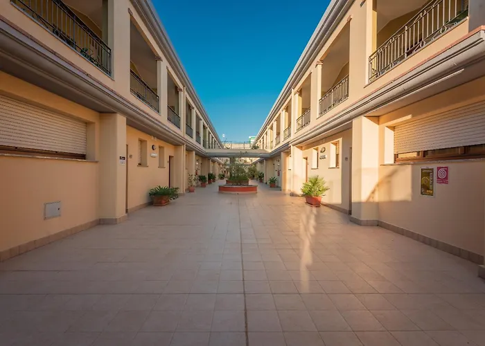 Stylish Le Fontane 2 Bedrapt T5 Sleeps 5 Apartman Villasimius