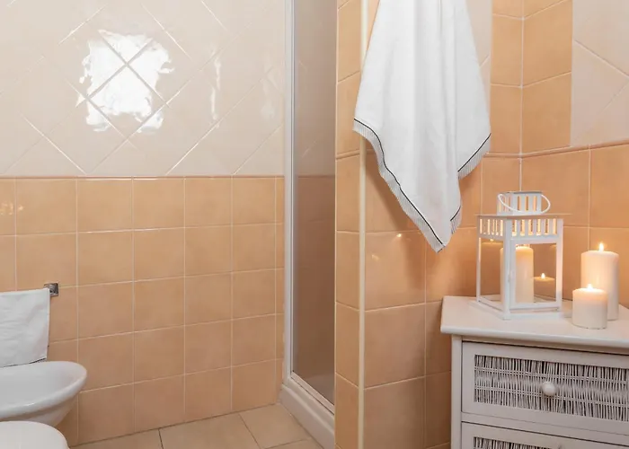 Stylish Le Fontane 2 Bedrapt T5 Sleeps 5 Apartman